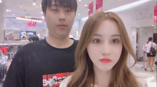 明星网红主播统称什么,明星与网络红人的跨界融合