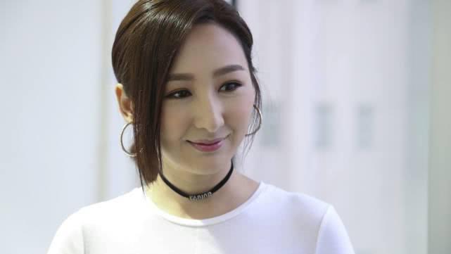 服装店明星网红图,明星同款服饰潮流解析