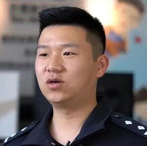 孝警阿特与明星网红,共筑网络正能量新篇章