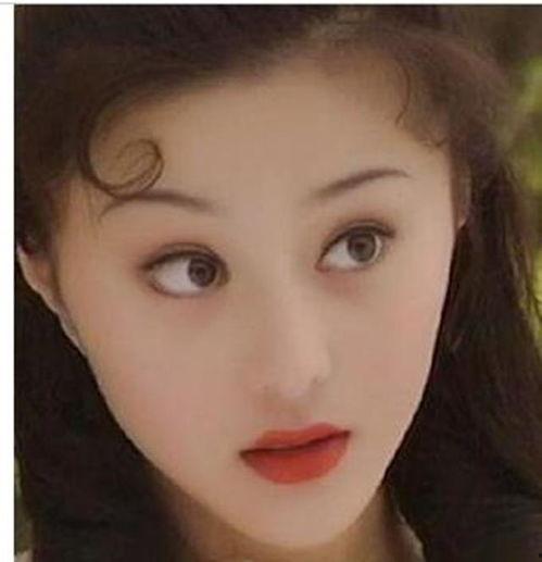 婴儿肥的女明星网红,女明星网红的甜美魅力解析”