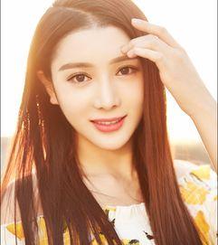 明星网红重回校园小说,明星网红的甜蜜逆袭之旅