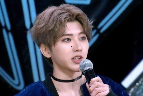 俄罗斯明星网红捐款事件