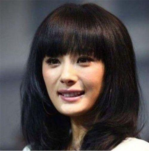 明星网红扎发造型女生,时尚女生的百变发型秘籍