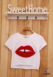 明星网红短款t恤搭配