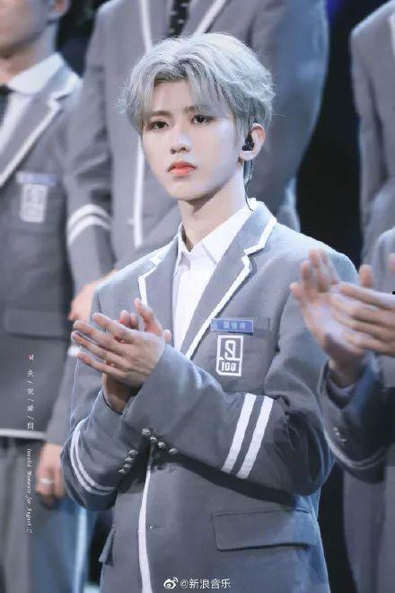 娱乐吃瓜君蔡徐坤